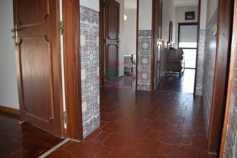 Apartamento T4 para Venda em Santa Clara e Castelo Viegas Foto 9