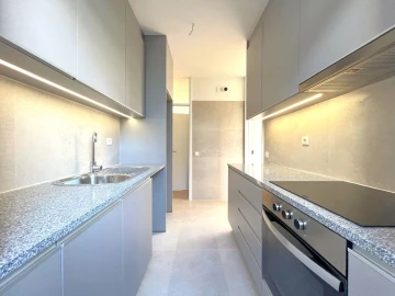 Apartamento T2 para Venda em Lordelo do Ouro e Massarelos