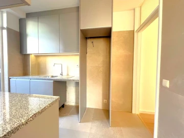 Apartamento T2 para Venda em Lordelo do Ouro e Massarelos