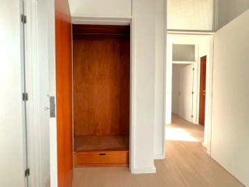Apartamento T2 para Venda em Lordelo do Ouro e Massarelos
