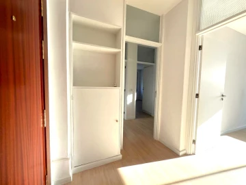 Apartamento T2 para Venda em Lordelo do Ouro e Massarelos