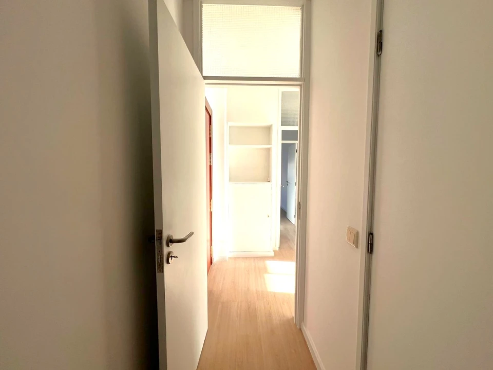 Apartamento T2 para Venda em Lordelo do Ouro e Massarelos Foto 22