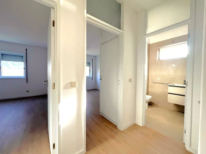 Apartamento T2 para Venda em Lordelo do Ouro e Massarelos Foto 21