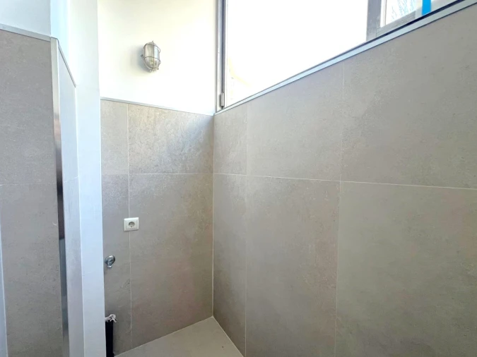 Apartamento T2 para Venda em Lordelo do Ouro e Massarelos Foto 17