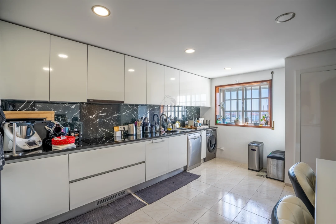 Apartamento T5 para Venda em Vagos e Santo António Foto 5