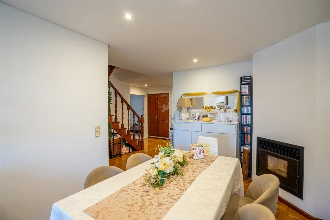 Apartamento T5 para Venda em Vagos e Santo António Foto 14