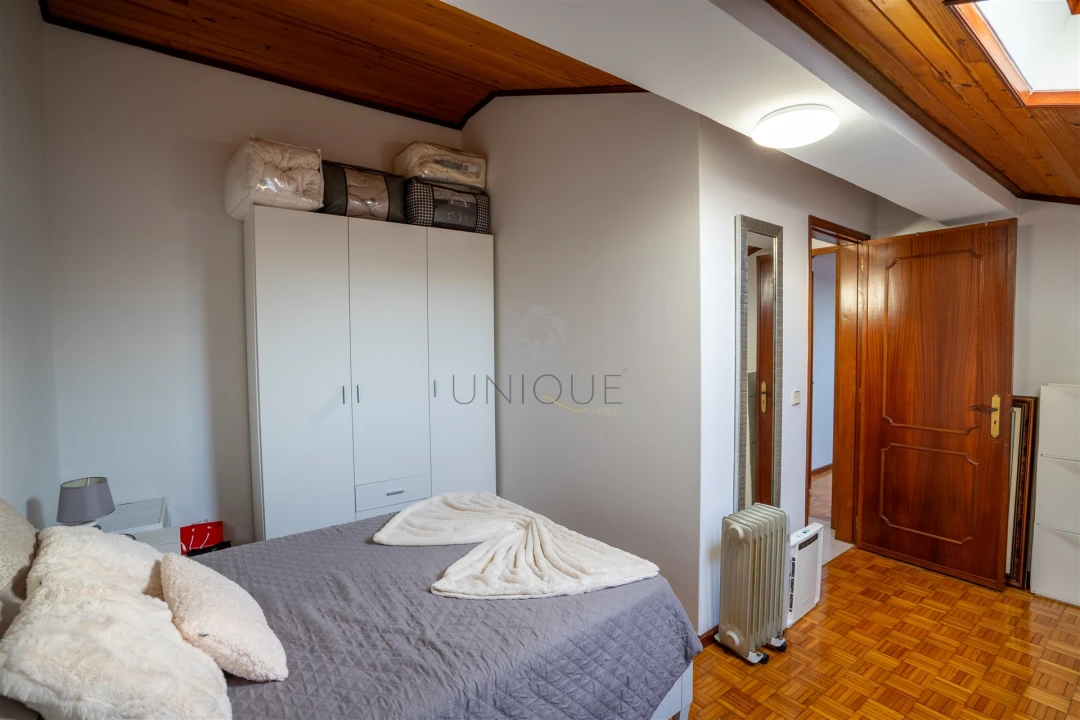 Apartamento T5 para Venda em Vagos e Santo António Foto 30