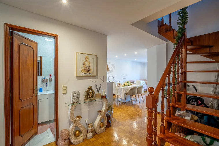 Apartamento T5 para Venda em Vagos e Santo António Foto 11