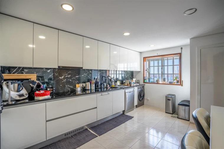 Apartamento T5 para Venda em Vagos e Santo António