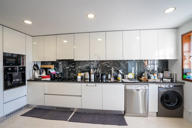 Apartamento T5 para Venda em Vagos e Santo António Foto 5