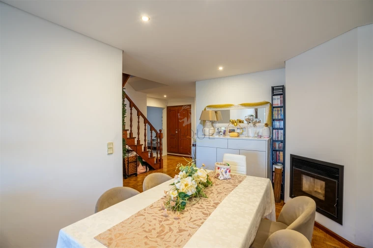 Apartamento T5 para Venda em Vagos e Santo António Foto 14