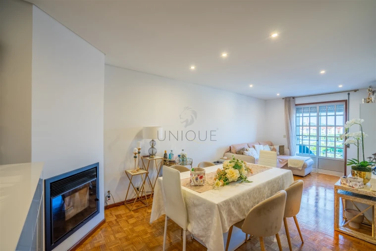 Apartamento T5 para Venda em Vagos e Santo António Foto 2