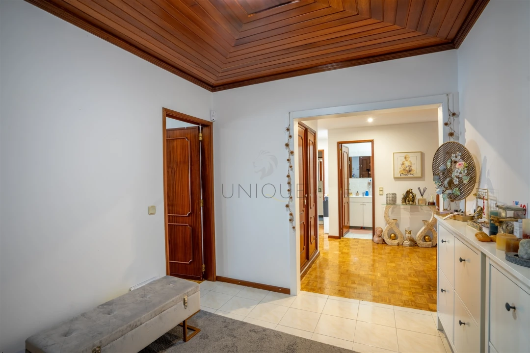 Apartamento T5 para Venda em Vagos e Santo António Foto 10