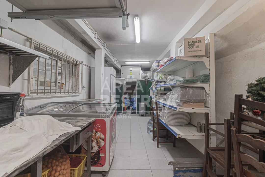 Negócio para Venda em Costa da Caparica Foto 28