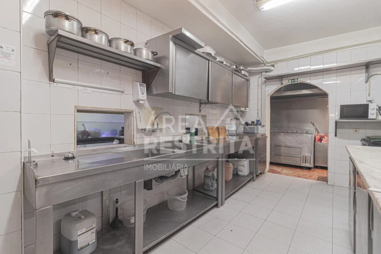 Negócio para Venda em Costa da Caparica Foto 19