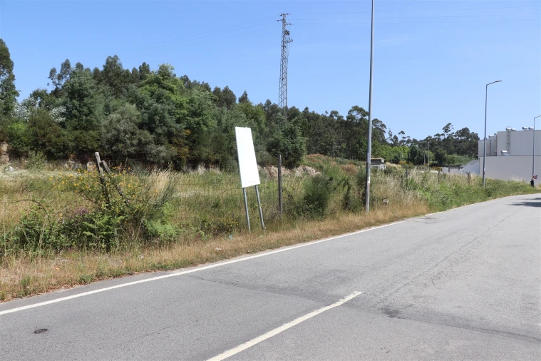 Terreno para Venda em Lustosa e Barrosas (Santo Estêvão) Foto 2