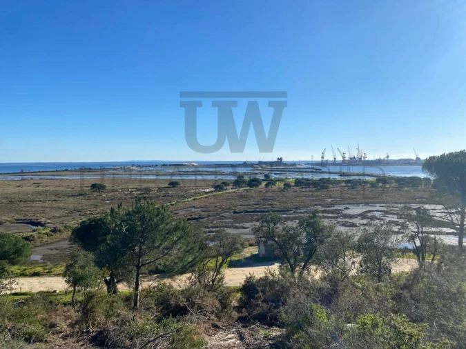 Terreno Comércio / Armazém para Venda em União das Freguesias de Setúbal Foto 4