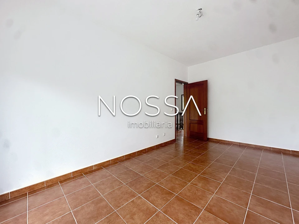 Moradia T5 para Venda em Ermelo e Pardelhas Foto 8