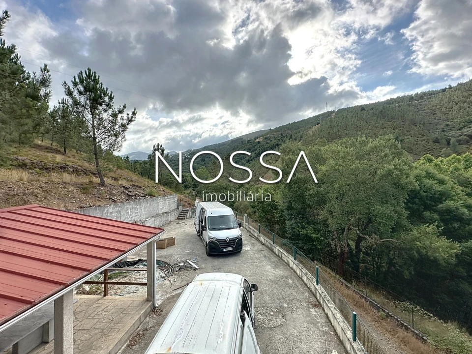 Moradia T5 para Venda em Ermelo e Pardelhas Foto 9