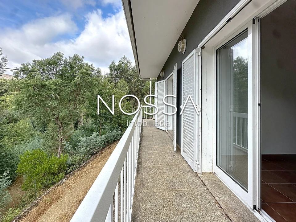 Moradia T5 para Venda em Ermelo e Pardelhas Foto 2