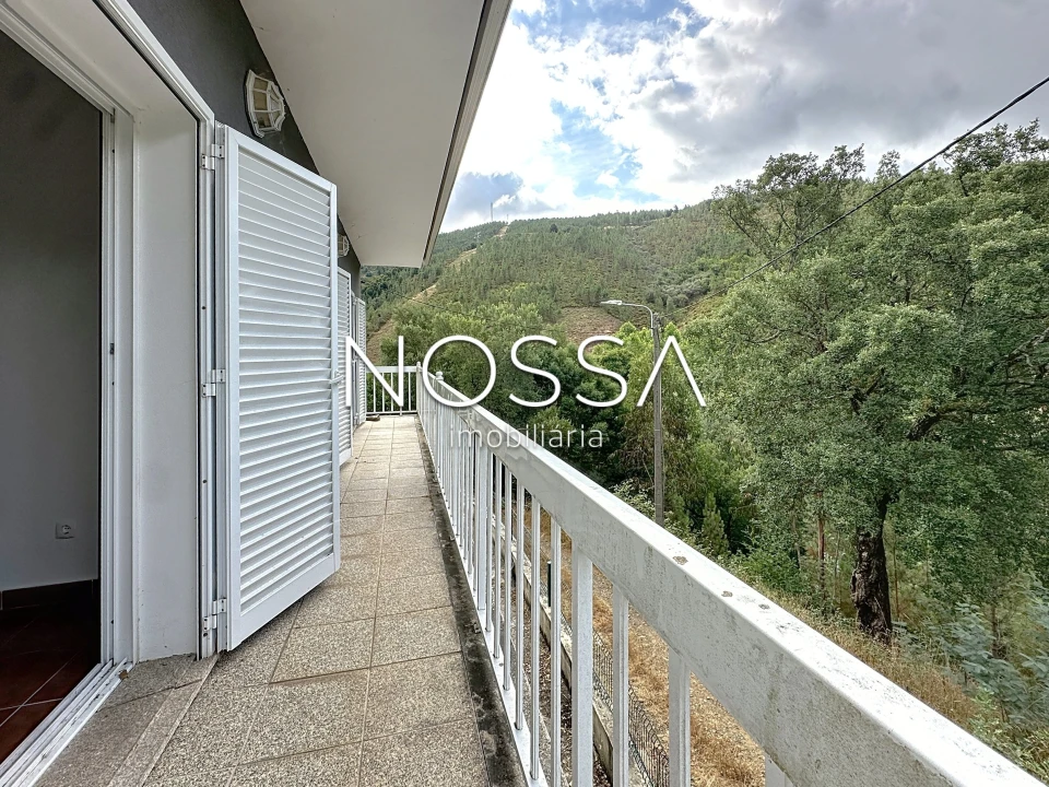 Moradia T5 para Venda em Ermelo e Pardelhas Foto 19