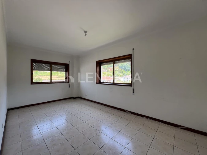 Apartamento T3 para Venda em Serzedo e Perosinho Foto 7