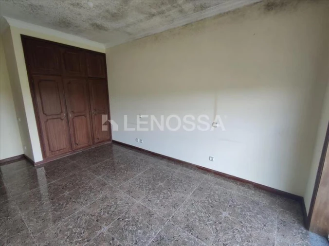 Apartamento T3 para Venda em Carregosa Foto 11