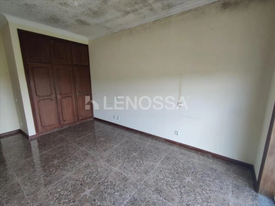 Apartamento T3 para Venda em Carregosa Foto 11