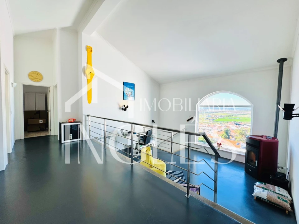 Moradia T2 para Venda em Chamusca e Pinheiro Grande Foto 1