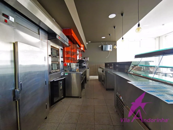 Negócio para Venda em Areosa Foto 13