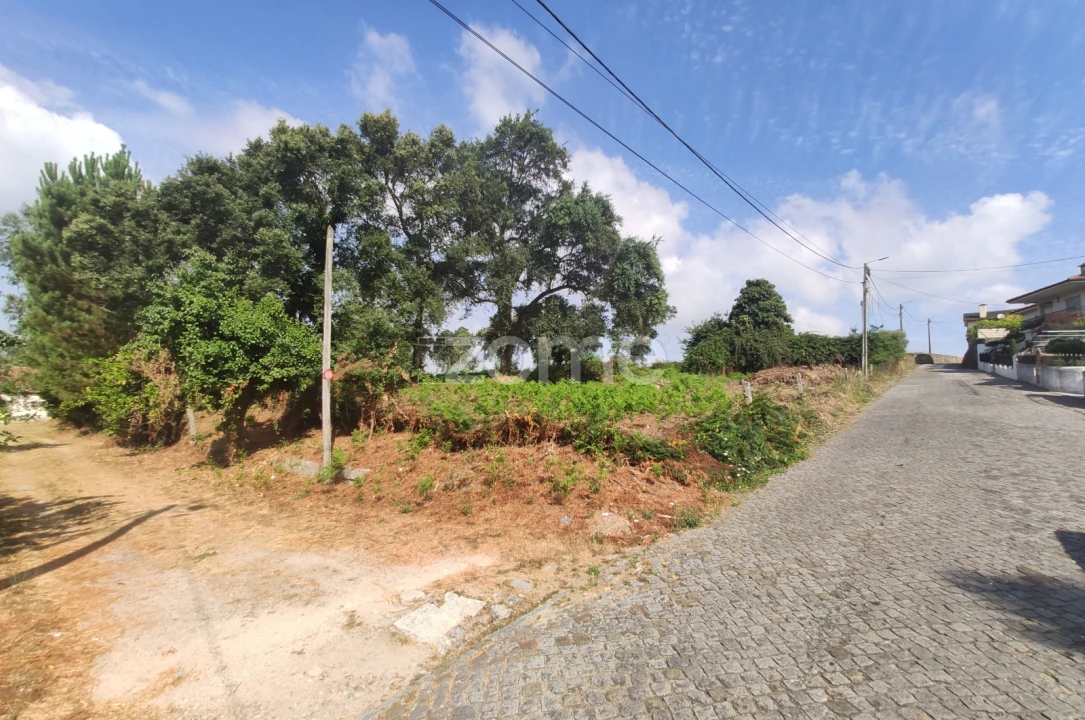Terreno para Venda em Areias, Sequeirô, Lama e Palmeira Foto 13