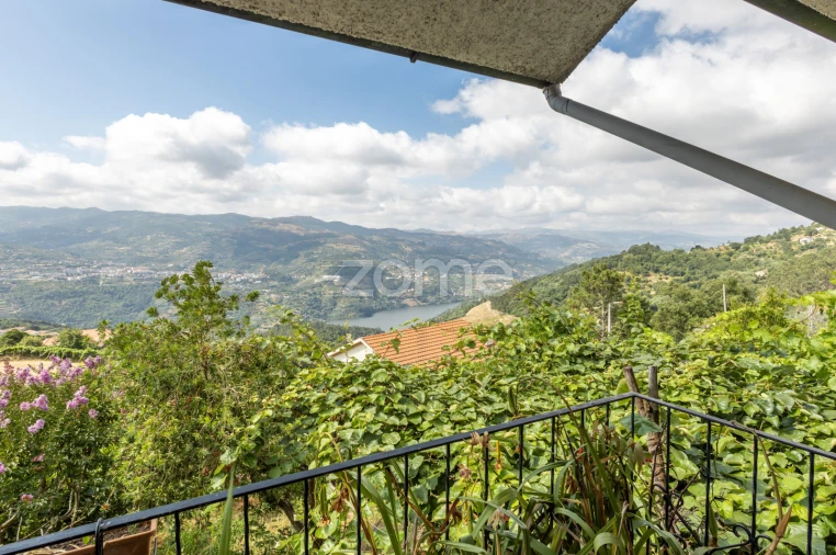 Moradia T4 para Venda em Gove Foto 14