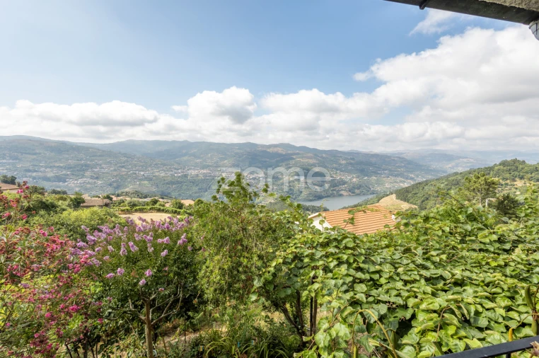 Moradia T4 para Venda em Gove Foto 16