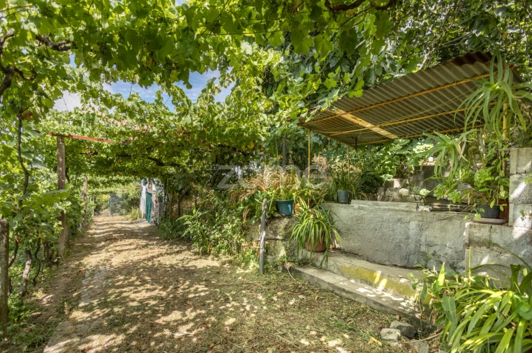 Moradia T4 para Venda em Gove Foto 50