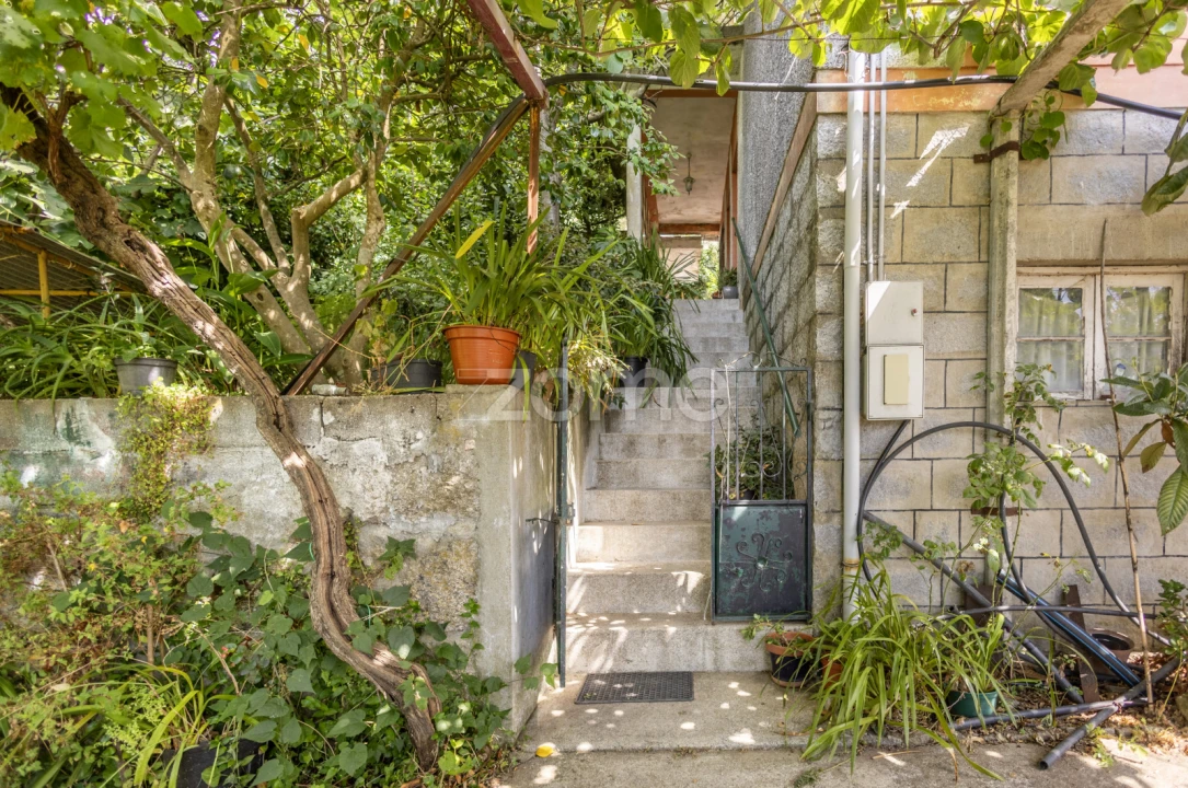 Moradia T4 para Venda em Gove Foto 4