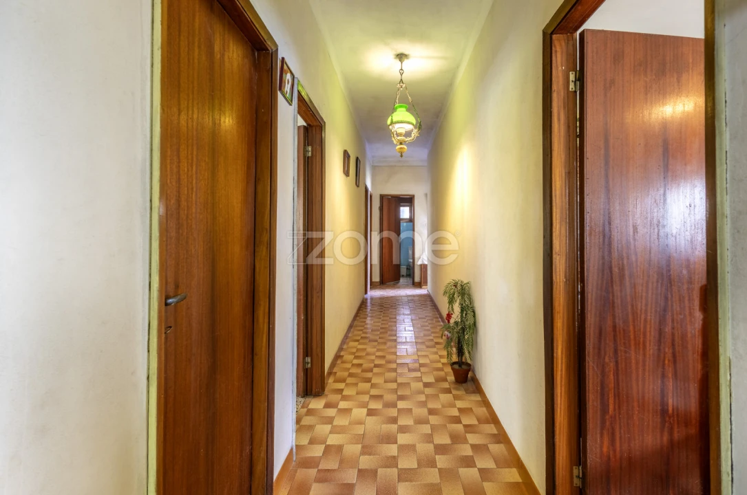 Moradia T4 para Venda em Gove Foto 9