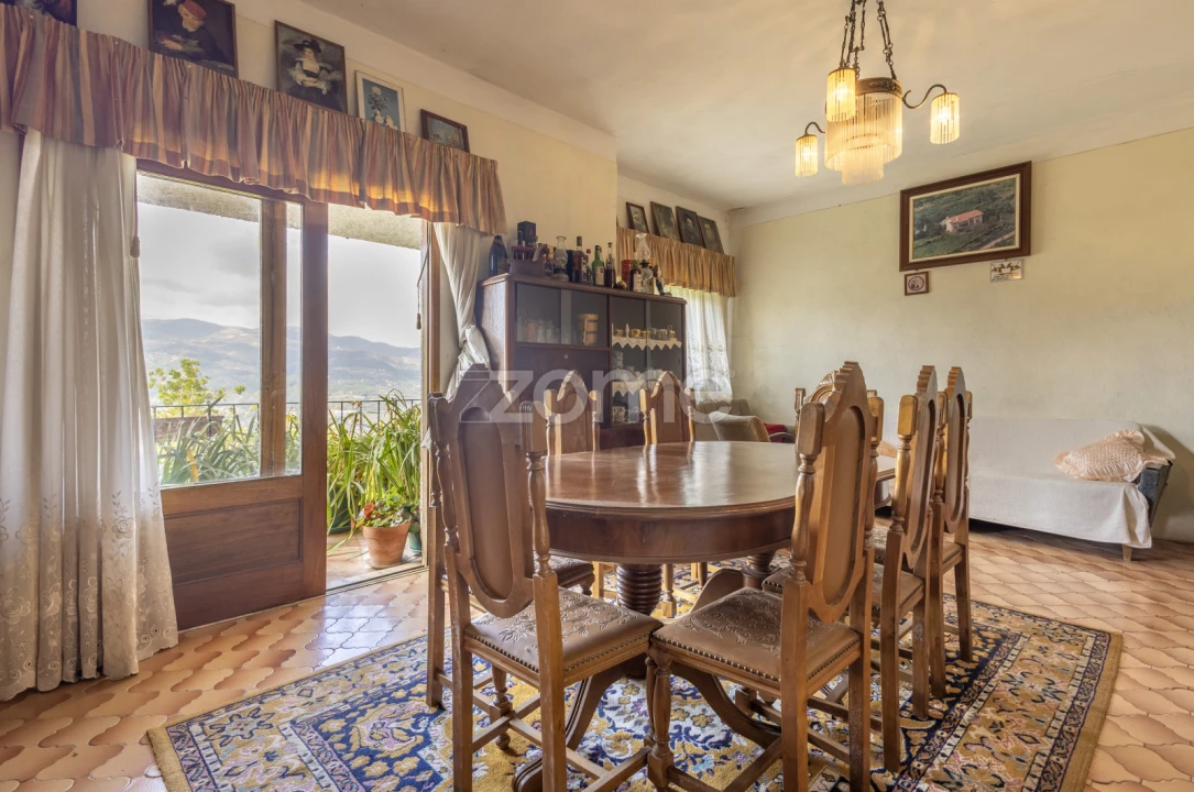 Moradia T4 para Venda em Gove Foto 11