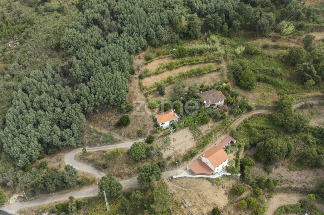 Moradia T4 para Venda em Gove Foto 60