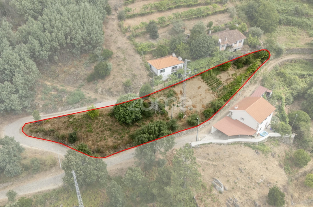 Moradia T4 para Venda em Gove Foto 1