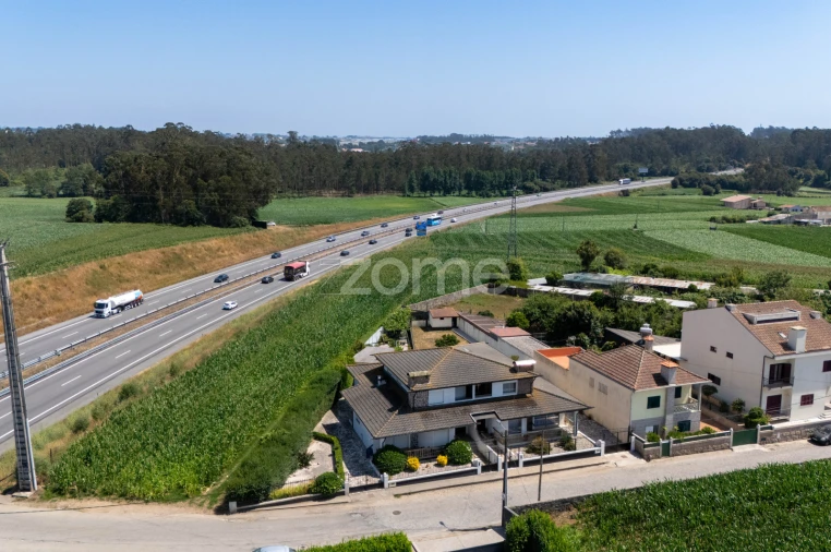 Moradia T4 para Venda em Labruge Foto 27