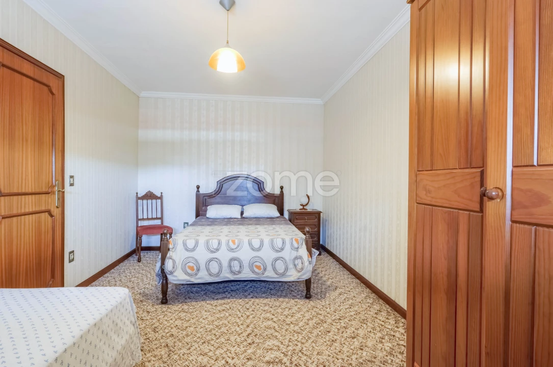 Moradia T4 para Venda em Labruge Foto 2