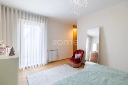 Apartamento T4 para Venda em Bougado (São Martinho e Santiago)