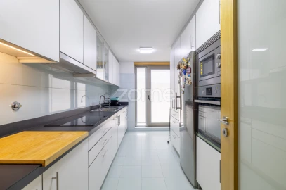 Apartamento T4 para Venda em Bougado (São Martinho e Santiago)