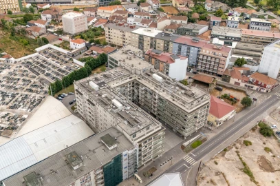 Apartamento T4 para Venda em Bougado (São Martinho e Santiago)