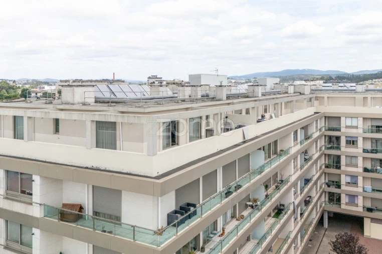 Apartamento T4 para Venda em Bougado (São Martinho e Santiago) Foto 45