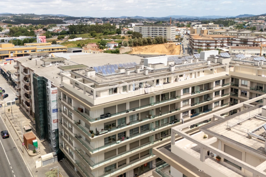 Apartamento T4 para Venda em Bougado (São Martinho e Santiago) Foto 42