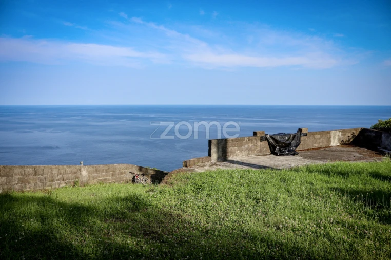 Moradia T4 para Venda em Ribeiras Foto 6