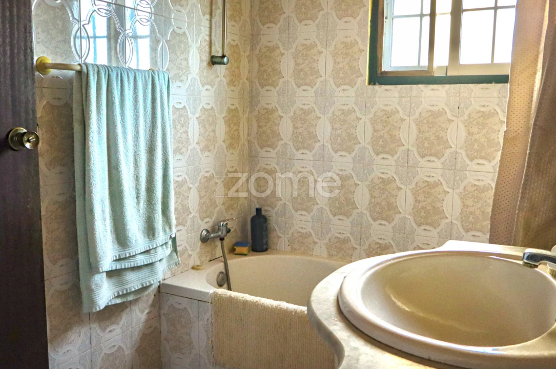 Moradia T4 para Venda em Ribeiras Foto 17