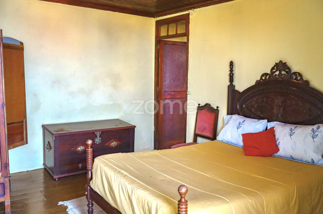 Moradia T4 para Venda em Ribeiras Foto 19