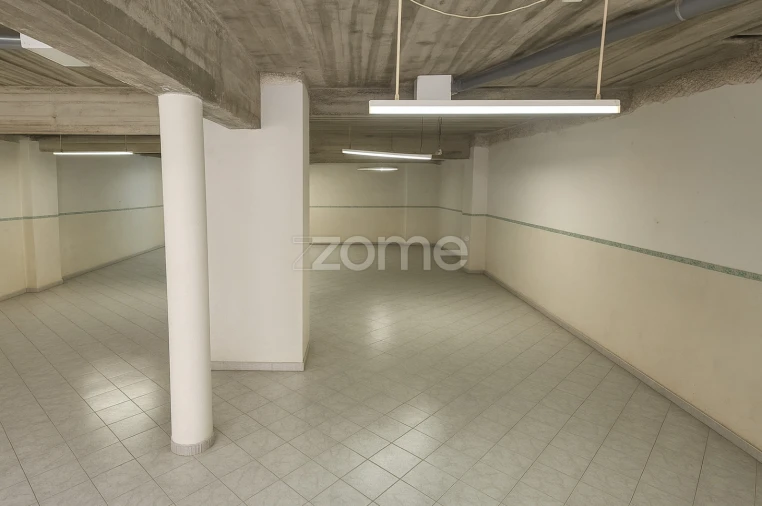 Negócio para Venda em Alto do Seixalinho, Santo André e Verderena Foto 2